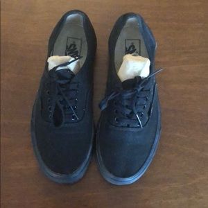 Black Vans - Mens 8.5, Womens 10